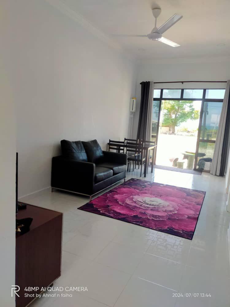 Tok Mek Homestay Сетиу Екстериор снимка